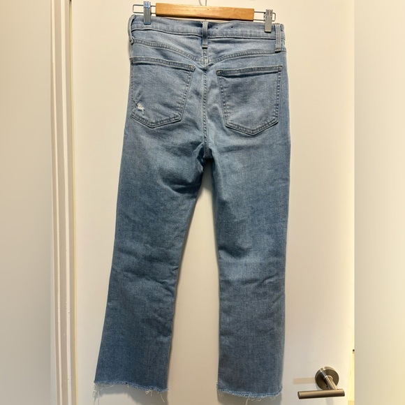 GAP Kickfit high-rise cropped jeans with raw hem - Picture 3 of 3